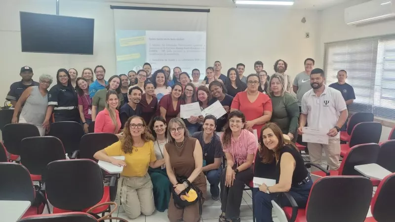 Mais de 100 profissionais recebem treinamento em atendimento psiquiátrico